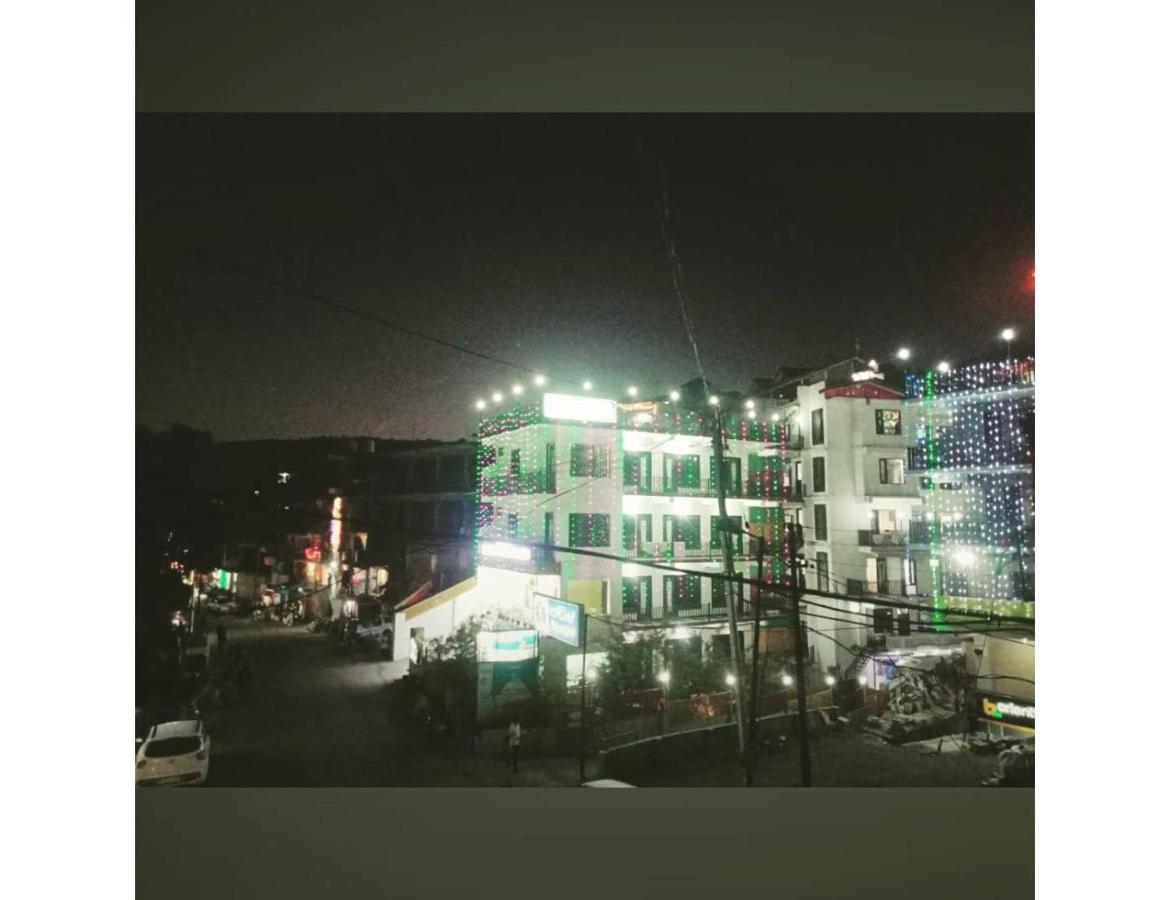 Hotel Dalhousie Grand Banikhet Esterno foto